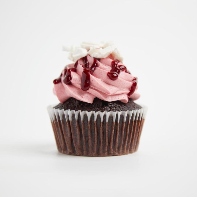 Raspberry Bombe Cupcake
