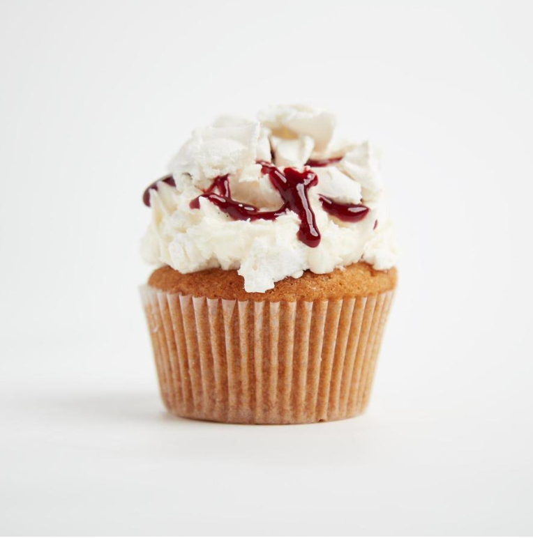 Eton Mess Cupcake