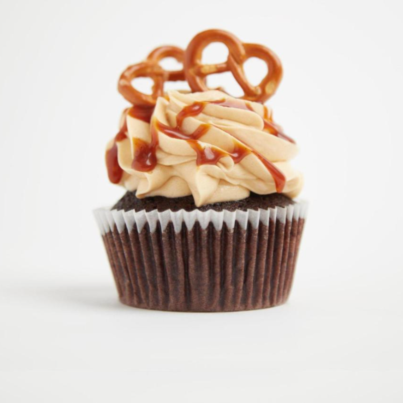 Caramel Pretzel Cupcake